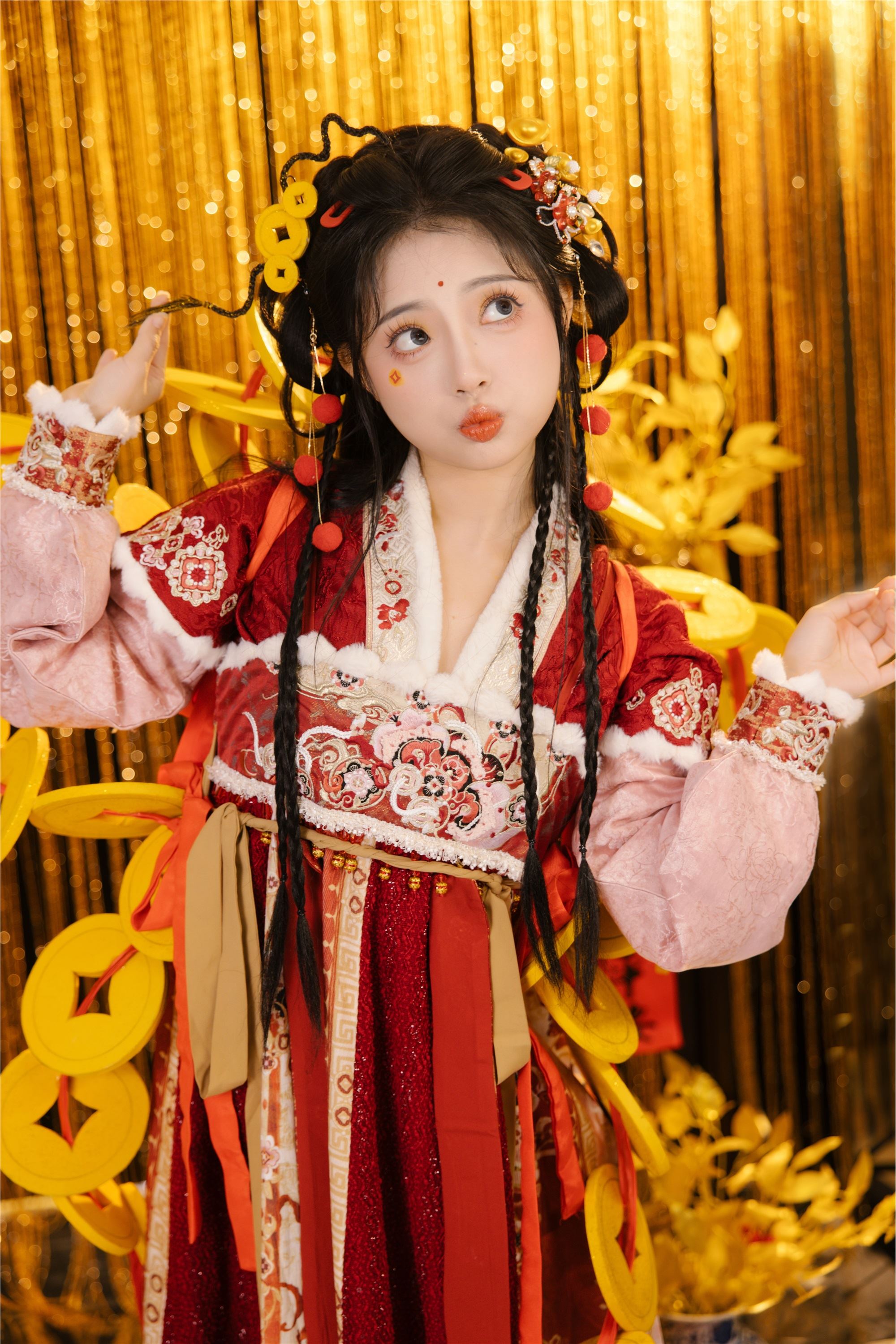 YITUYU艺图语 2025.01.30 蛇年大吉 衔鹿